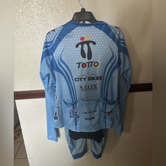 Edde Sports Light Blue Cycling Kit – Long Sleeve Jacket & Padded Bodysuit - Picture 2 of 9